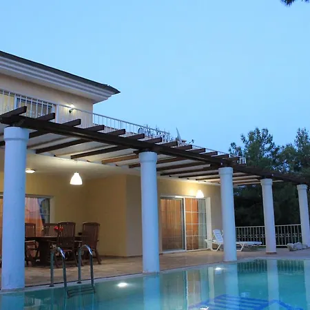 Villa Adavillas Blees *